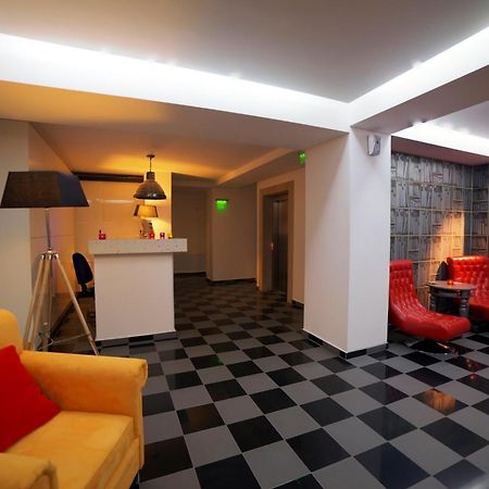 Apart Hotel Vlad Tepes ブラショフ エクステリア 写真