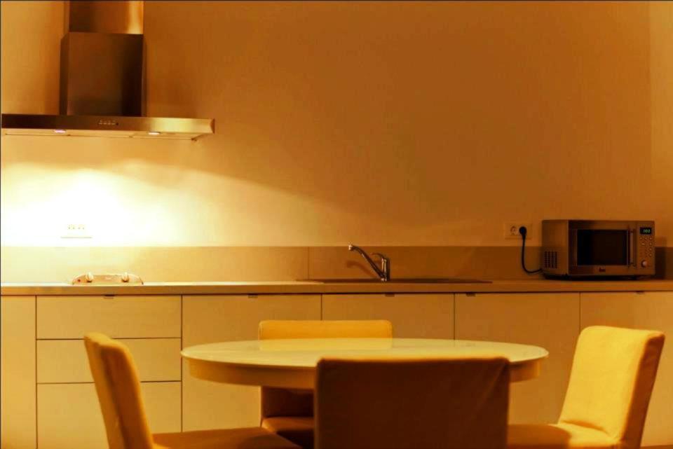 Apart Hotel Vlad Tepes ブラショフ エクステリア 写真