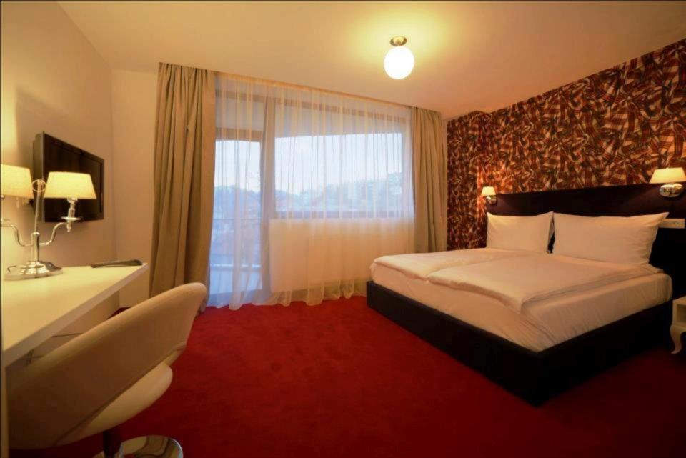 Apart Hotel Vlad Tepes ブラショフ エクステリア 写真