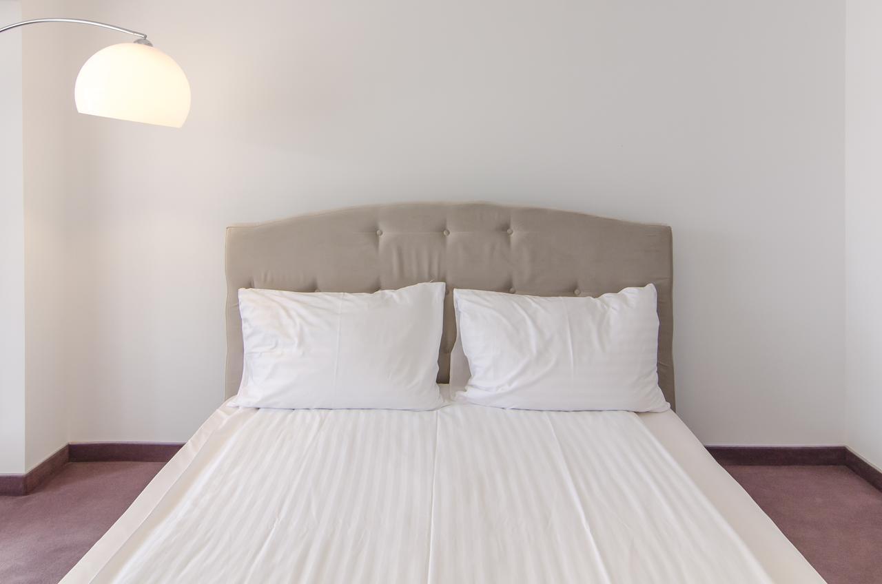Apart Hotel Vlad Tepes ブラショフ エクステリア 写真