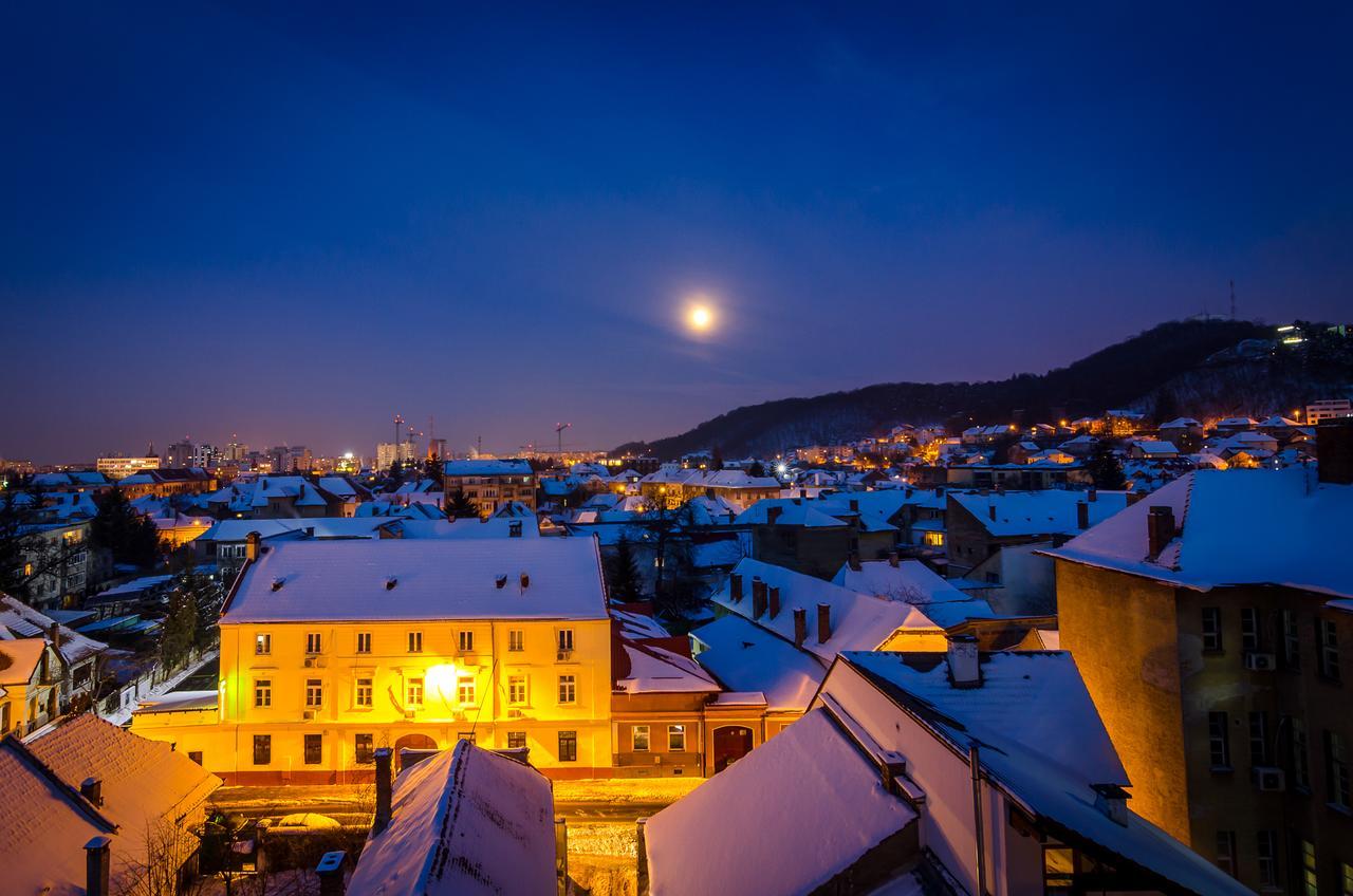 Apart Hotel Vlad Tepes ブラショフ エクステリア 写真