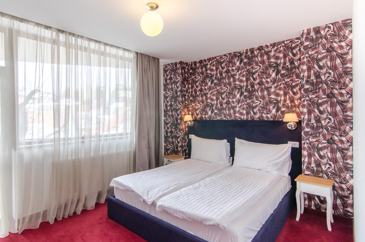 Apart Hotel Vlad Tepes ブラショフ エクステリア 写真