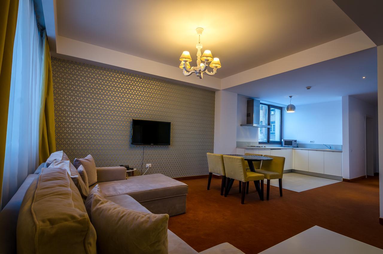 Apart Hotel Vlad Tepes ブラショフ エクステリア 写真