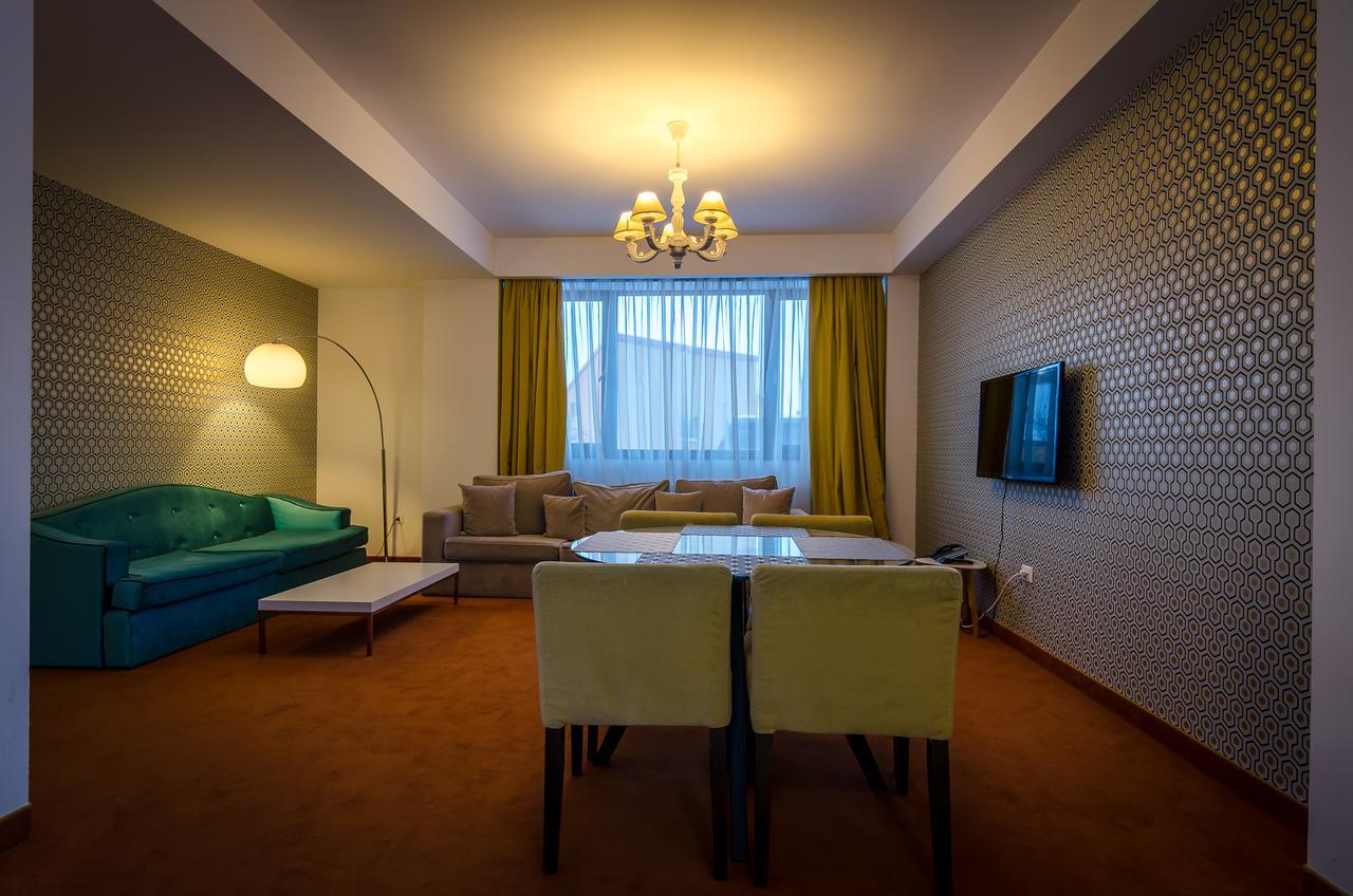 Apart Hotel Vlad Tepes ブラショフ エクステリア 写真