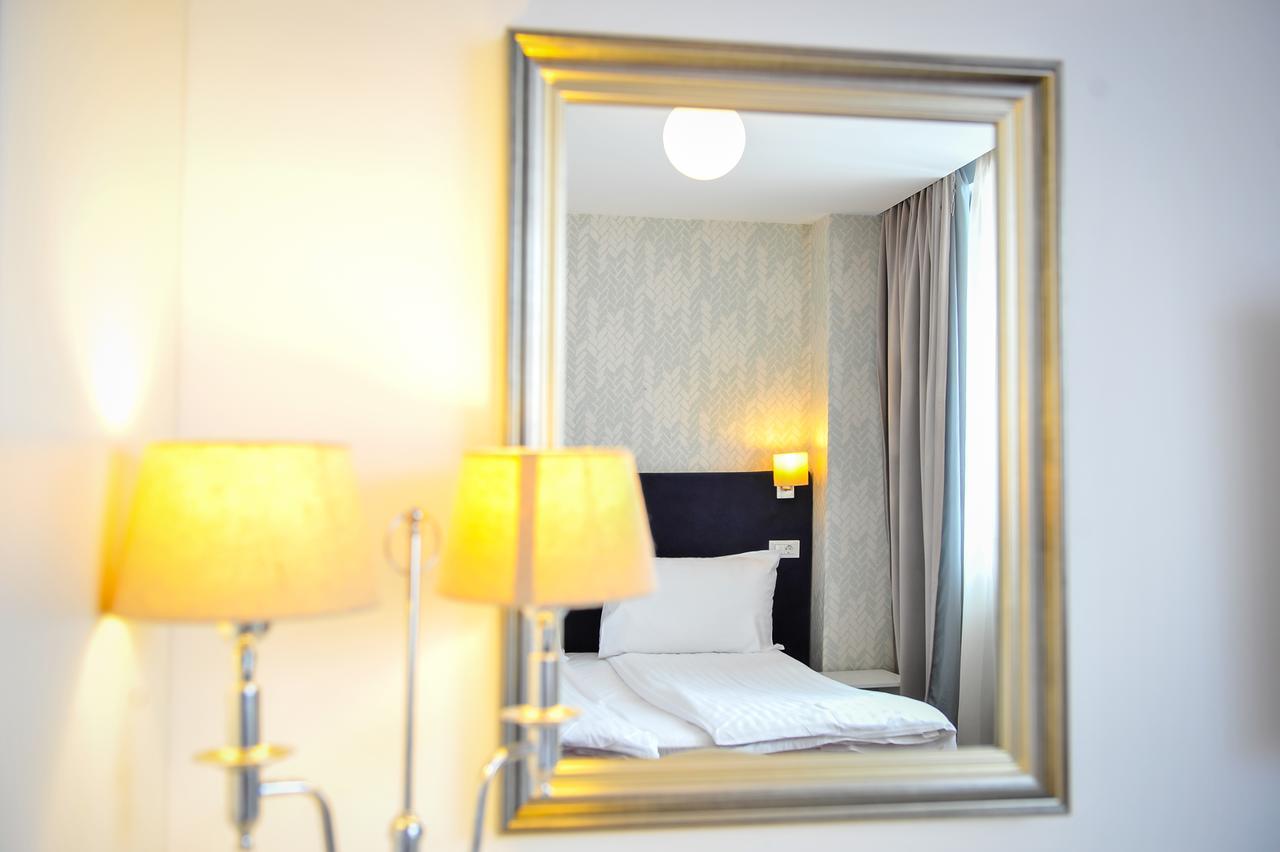 Apart Hotel Vlad Tepes ブラショフ エクステリア 写真