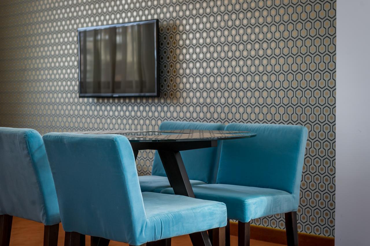 Apart Hotel Vlad Tepes ブラショフ エクステリア 写真