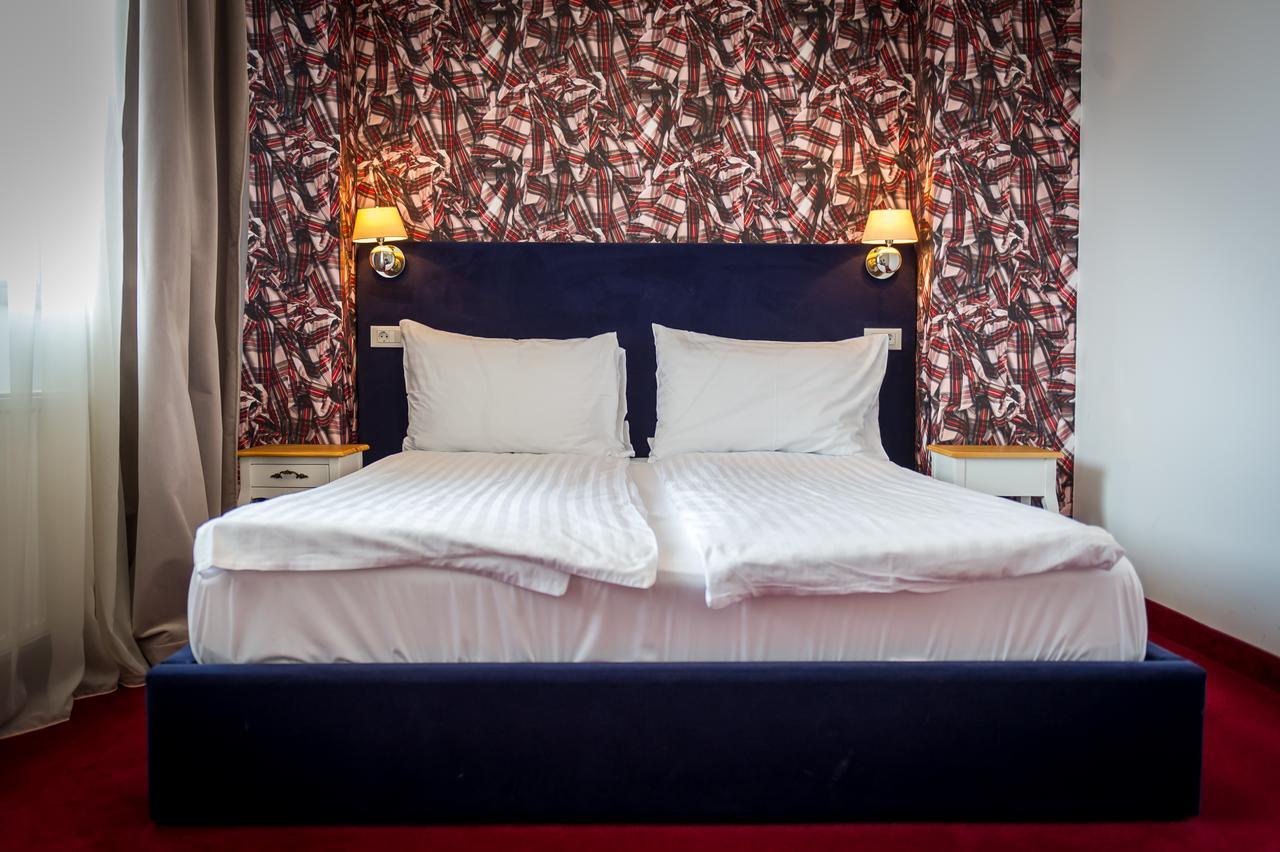 Apart Hotel Vlad Tepes ブラショフ エクステリア 写真